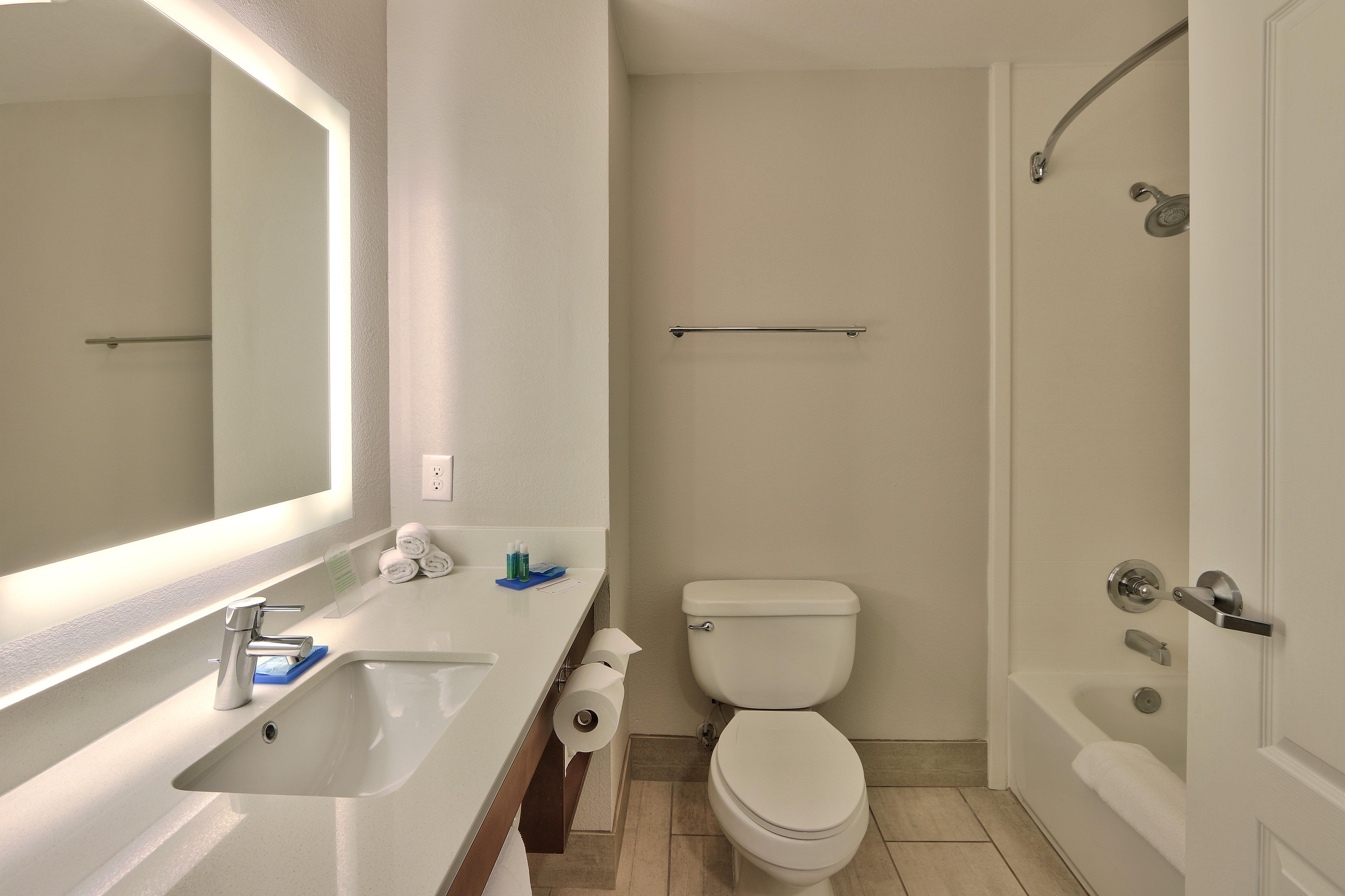 Holiday Inn Express & Suites Portales By Ihg מראה חיצוני תמונה