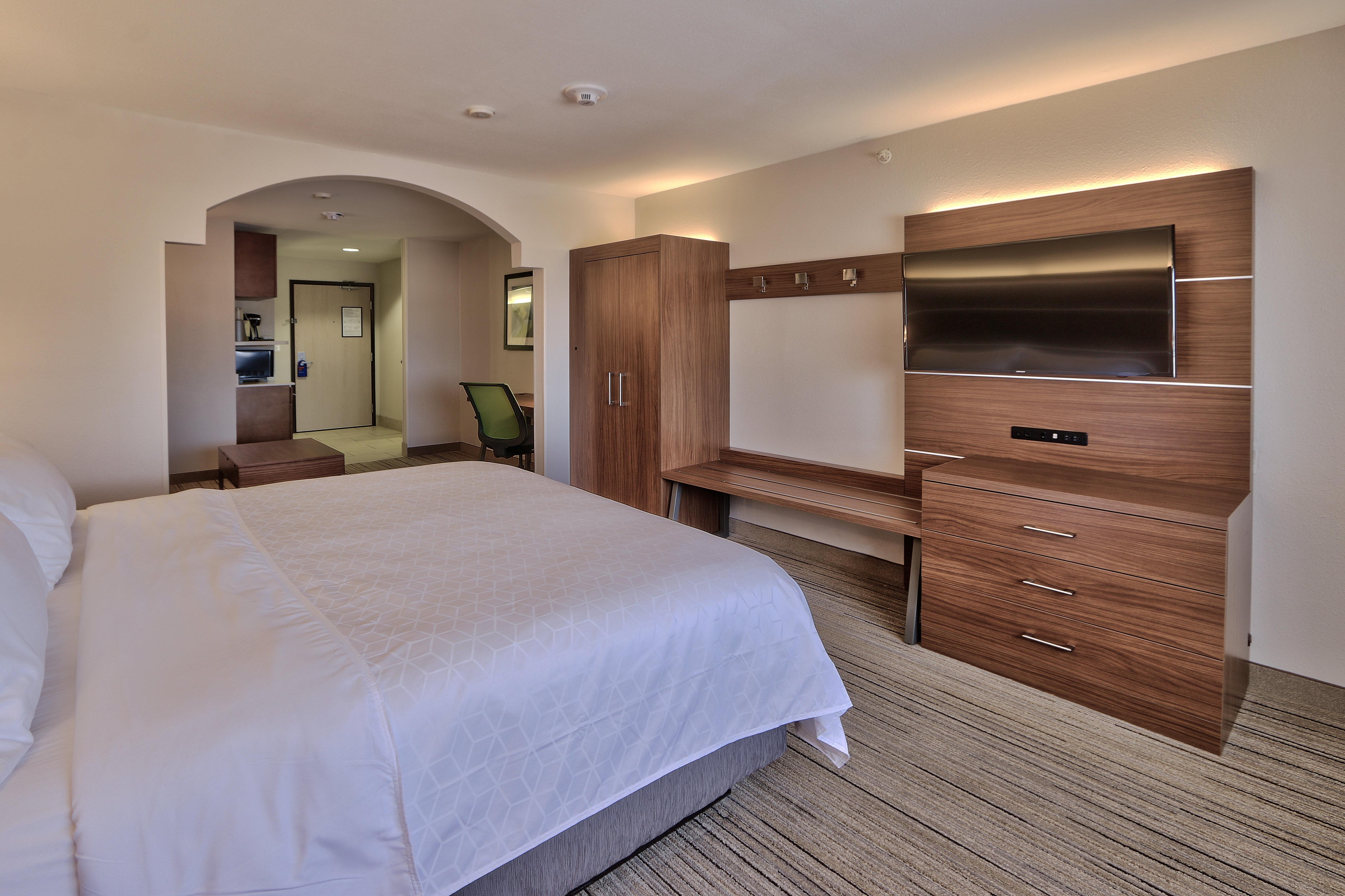 Holiday Inn Express & Suites Portales By Ihg מראה חיצוני תמונה