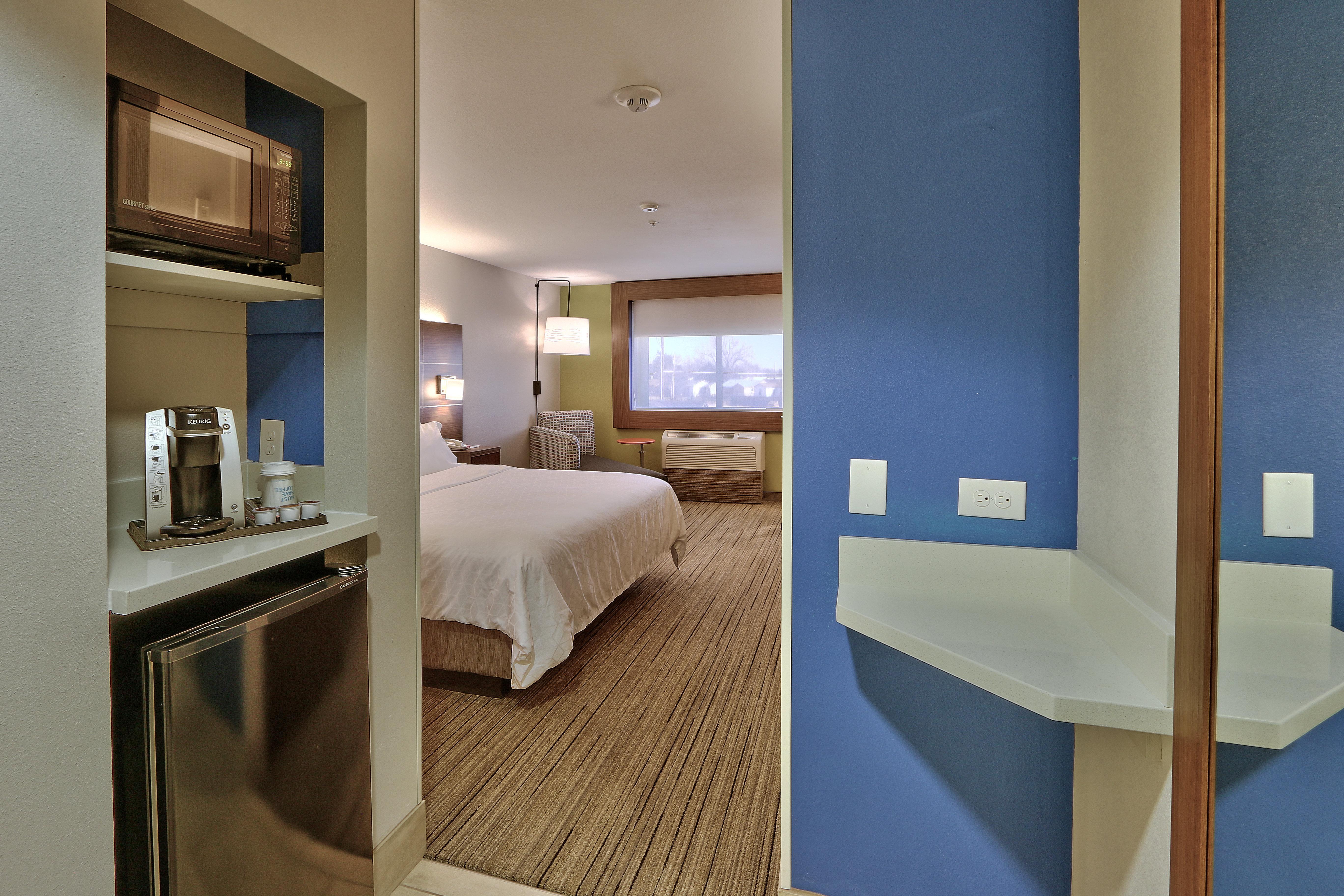 Holiday Inn Express & Suites Portales By Ihg מראה חיצוני תמונה