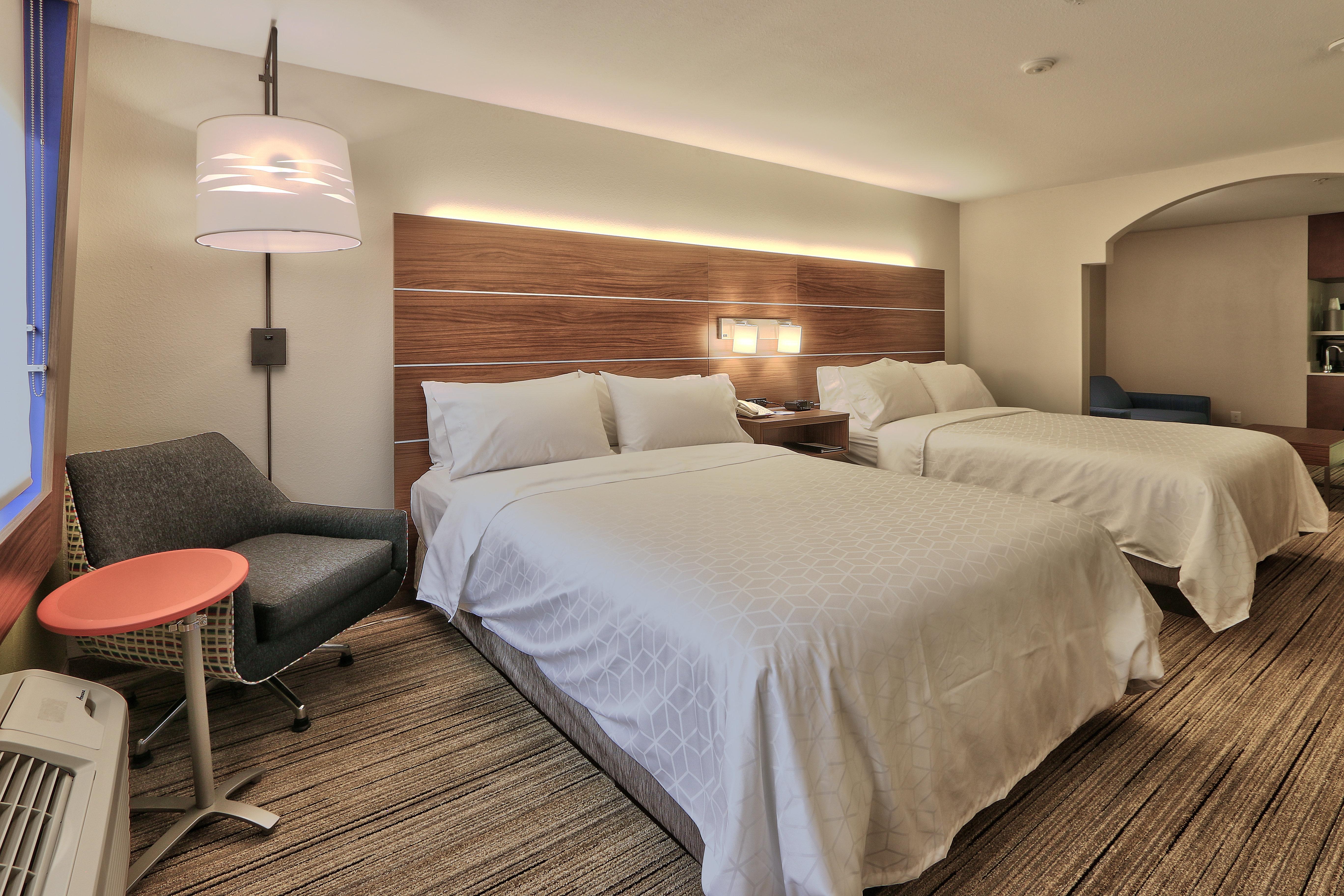 Holiday Inn Express & Suites Portales By Ihg מראה חיצוני תמונה