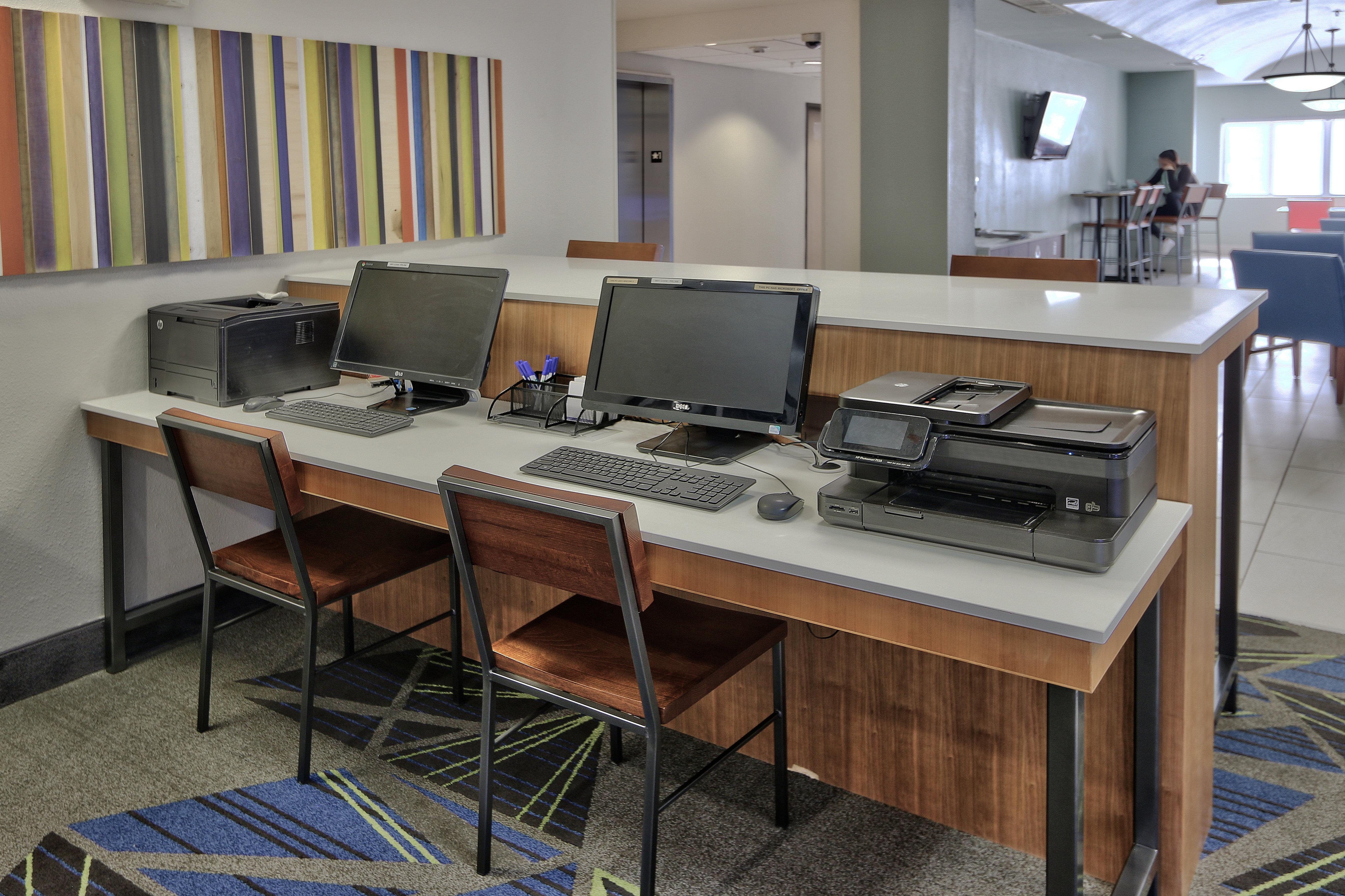 Holiday Inn Express & Suites Portales By Ihg מראה חיצוני תמונה