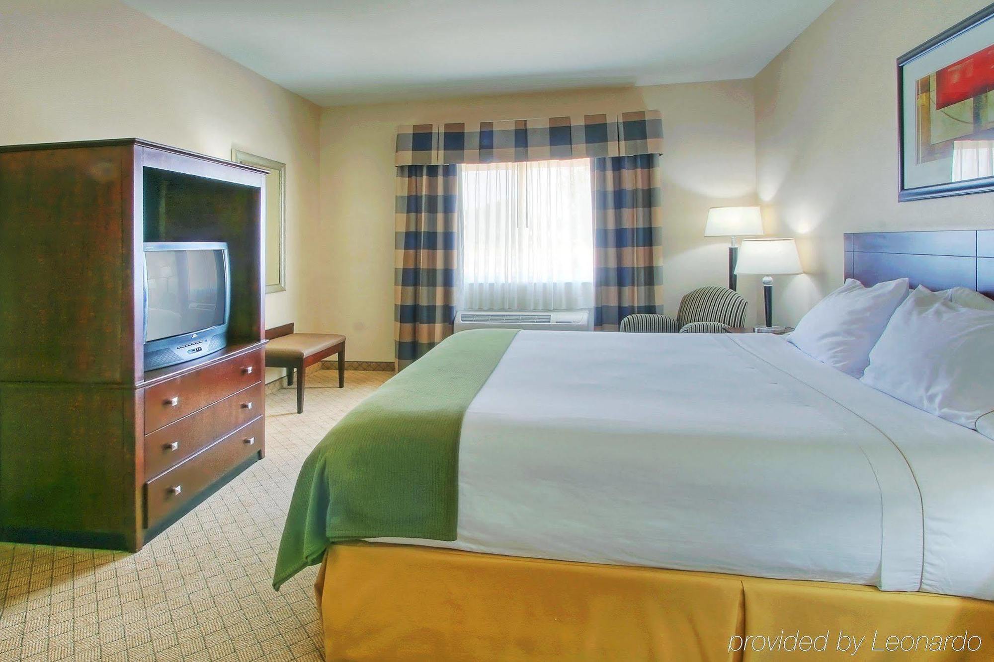 Holiday Inn Express & Suites Portales By Ihg חדר תמונה