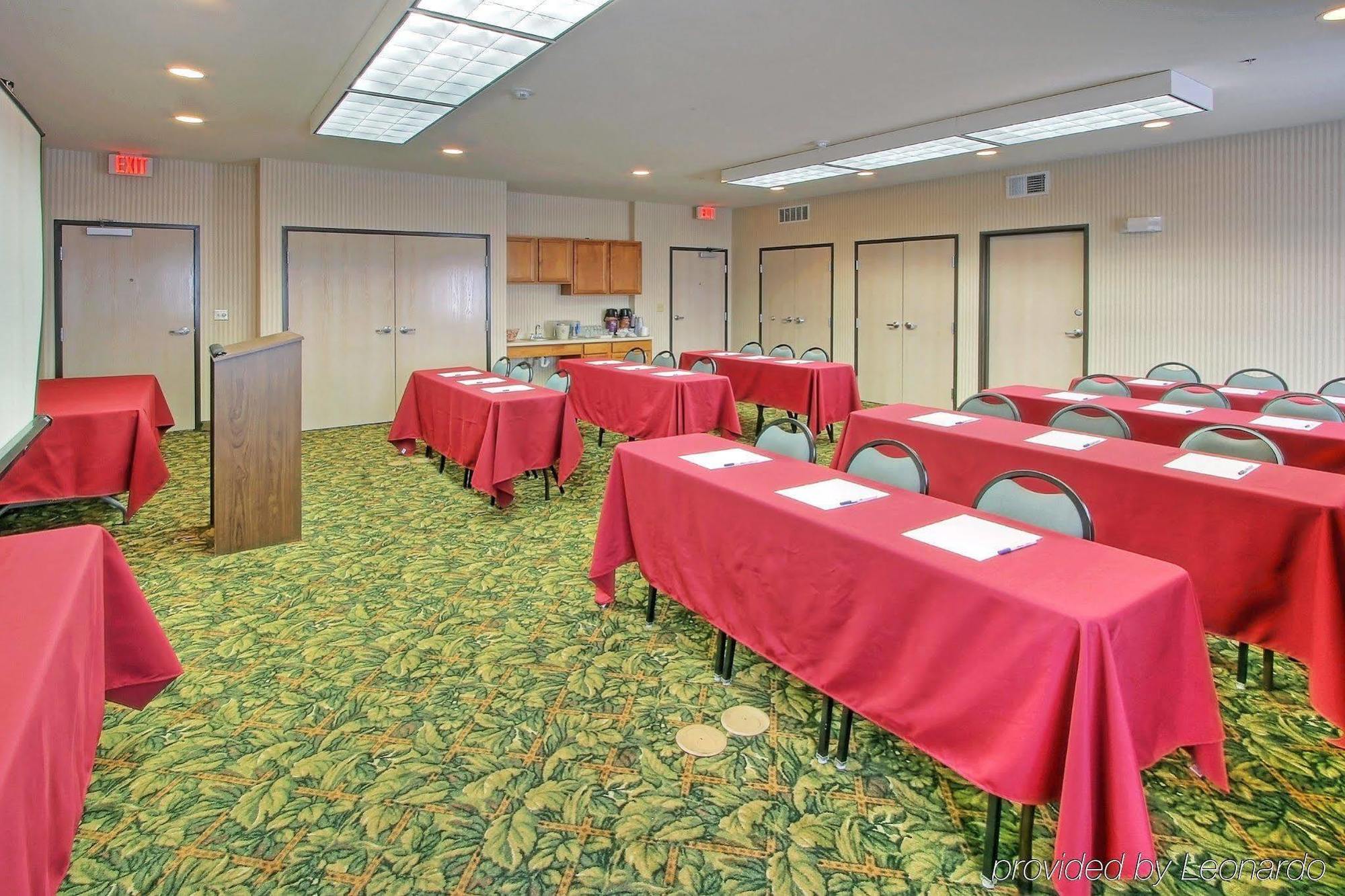 Holiday Inn Express & Suites Portales By Ihg מראה חיצוני תמונה
