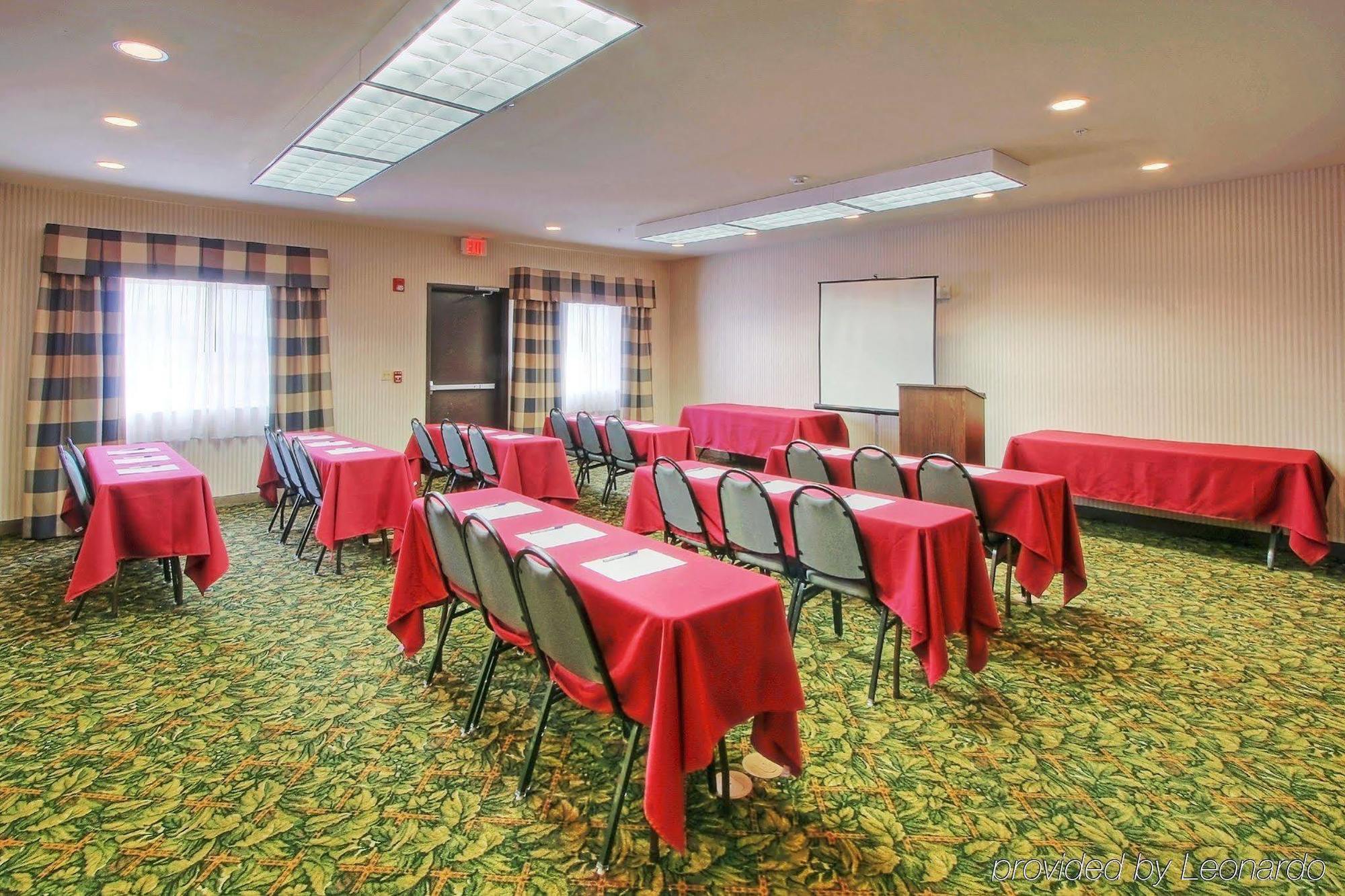 Holiday Inn Express & Suites Portales By Ihg מראה חיצוני תמונה