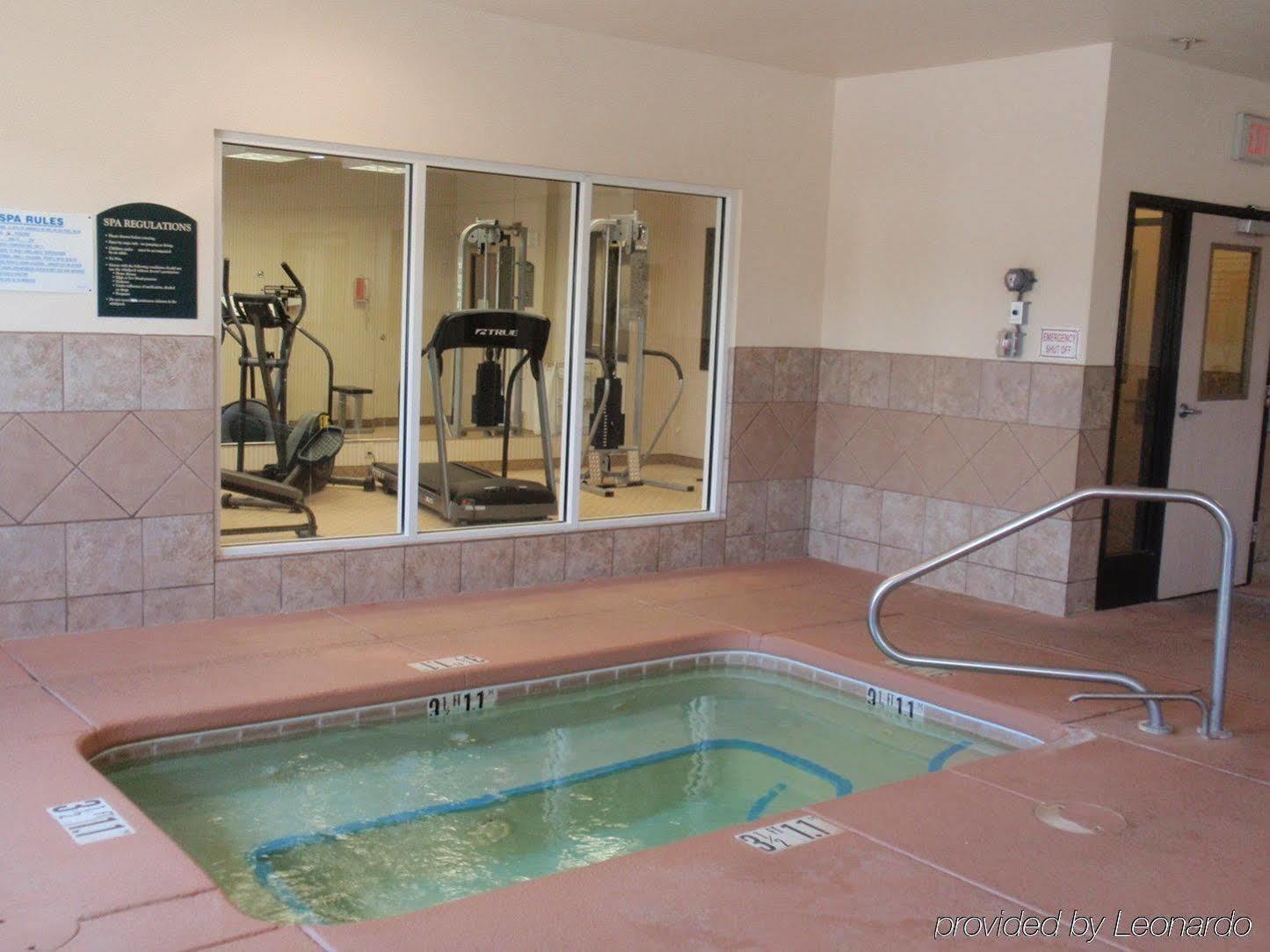 Holiday Inn Express & Suites Portales By Ihg מראה חיצוני תמונה